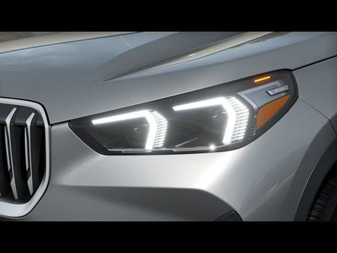 Used 2025 BMW X1 xDrive28i w/ Convenience Package image 7