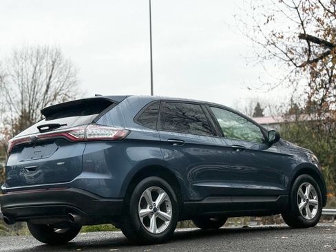 Used 2018 Ford Edge SE image 7