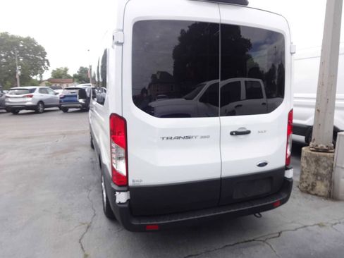 Used 2023 Ford Transit 350 XLT image 6