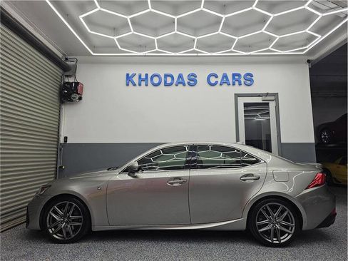 Used 2017 Lexus IS 200t RWD image 1