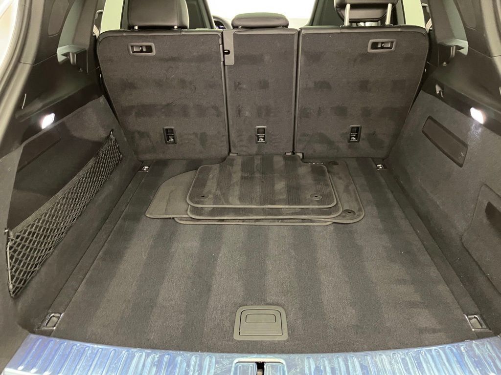 Certified 2023 Porsche Cayenne AWD/4WD image 38