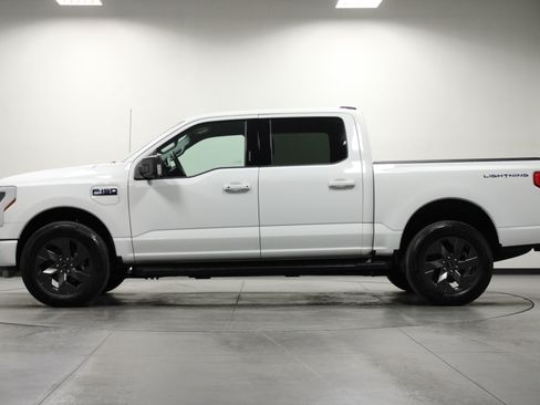 Used 2024 Ford F150 Lightning Flash AWD/4WD image 7
