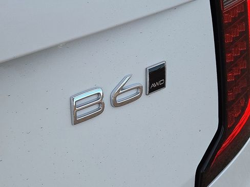 New 2026 Volvo XC90 B6 Plus w/ Protection Package Premier image 12