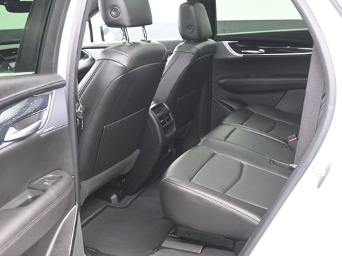 Certified 2023 Cadillac XT5 Premium Luxury w/ Technology Package AWD/4WD image 13