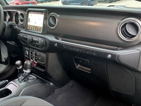 Used 2023 Jeep Wrangler Unlimited Rubicon 4xe image 14