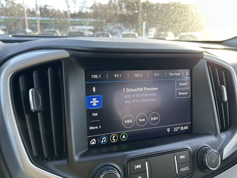 Used 2020 GMC Terrain SLE w/ Driver Convenience Package image 19