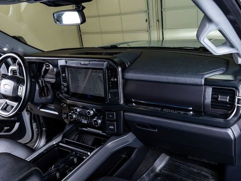 Used 2025 Ford F250 Lariat w/ Lariat Ultimate Package AWD/4WD image 18