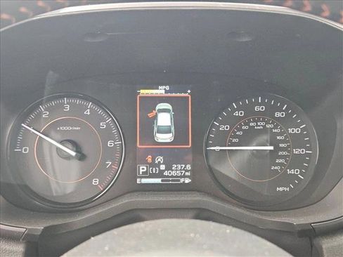 Used 2022 Subaru Crosstrek 2.0i Premium w/ Popular Package #4 image 11