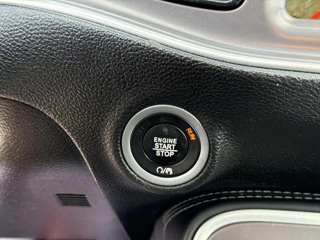 Used 2022 Dodge Challenger R/T Scat Pack RWD image 18