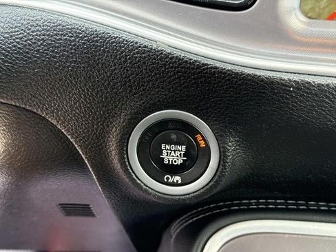 Used 2022 Dodge Challenger R/T Scat Pack RWD image 18