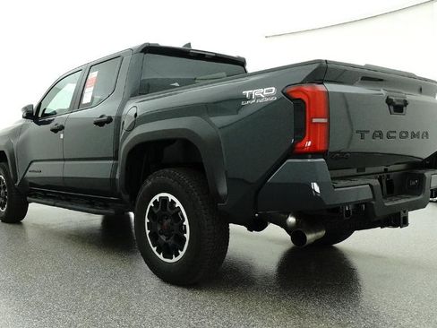 New 2026 Toyota Tacoma TRD Off-Road AWD/4WD image 11