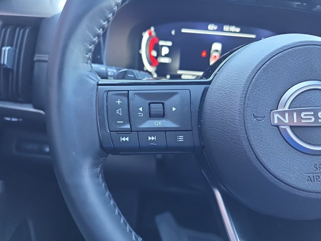 Used 2024 Nissan Pathfinder Platinum AWD/4WD image 22