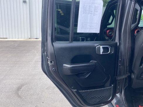 Used 2019 Jeep Wrangler Unlimited Rubicon image 17