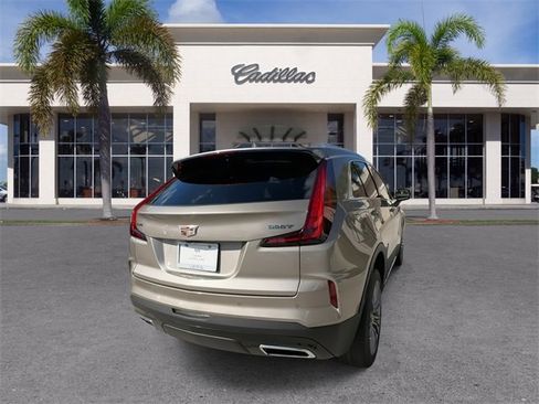 Certified 2024 Cadillac XT4 Premium Luxury image 13