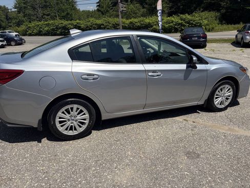 Used 2017 Subaru Impreza 2.0i Premium AWD/4WD image 12