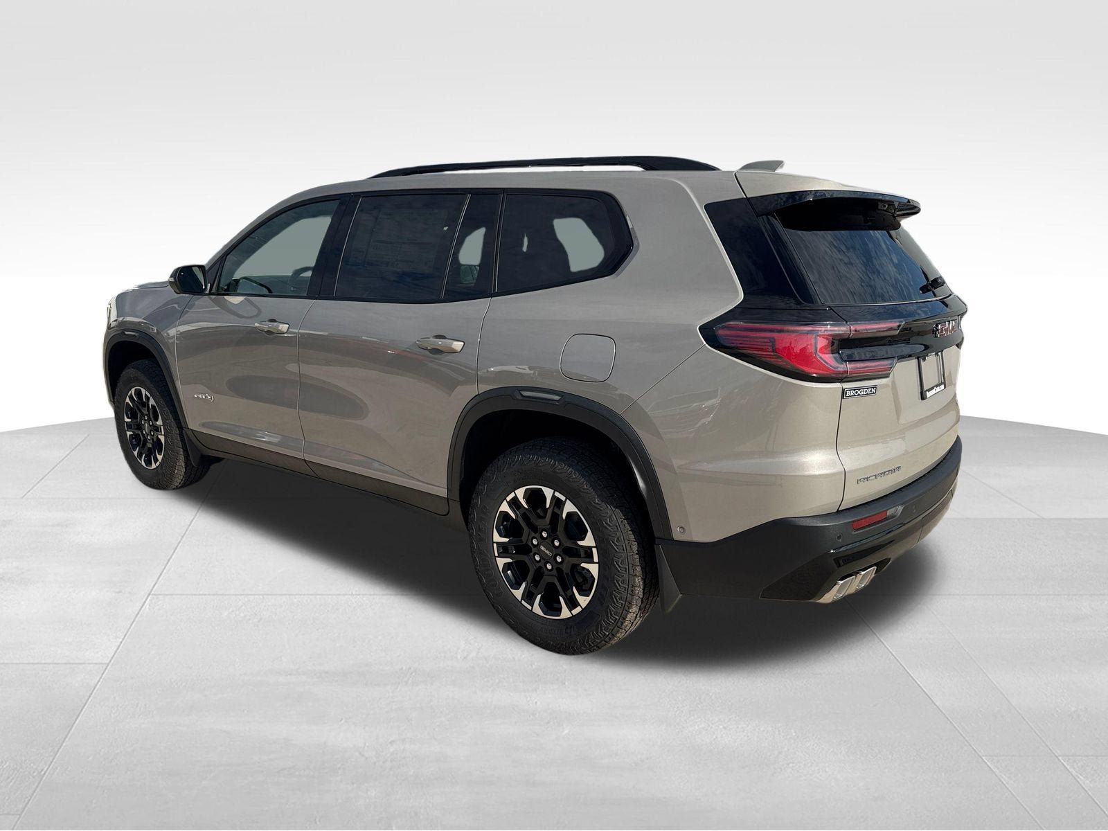 New 2027 GMC Acadia AT4 w/ AT4 Reserve Package AWD/4WD image 17