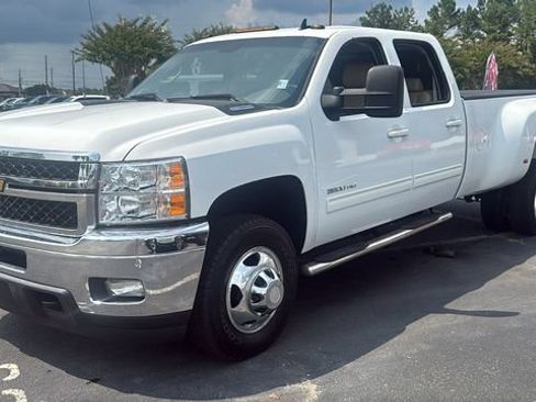 Used 2013 Chevrolet Silverado 3500 LTZ w/ LTZ Plus Package AWD/4WD image 3