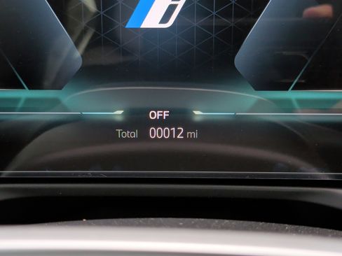 Used 2025 BMW i4 xDrive40i w/ Premium Package AWD/4WD image 24