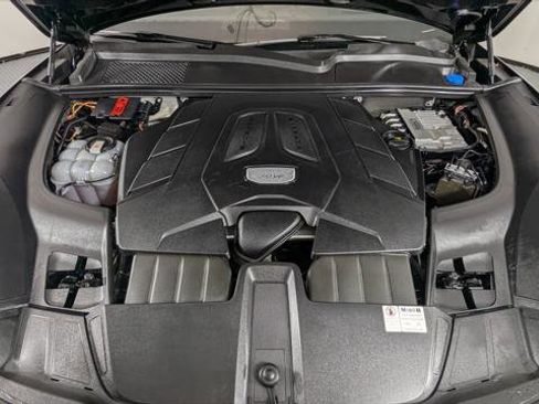 Used 2019 Porsche Cayenne image 35