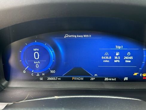 Used 2022 Ford Explorer ST w/ ST Street Pack image 31