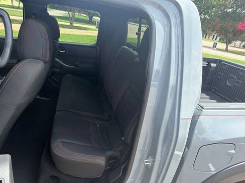 Used 2023 Nissan Frontier Pro-X w/ Pro Convenience Package RWD image 9