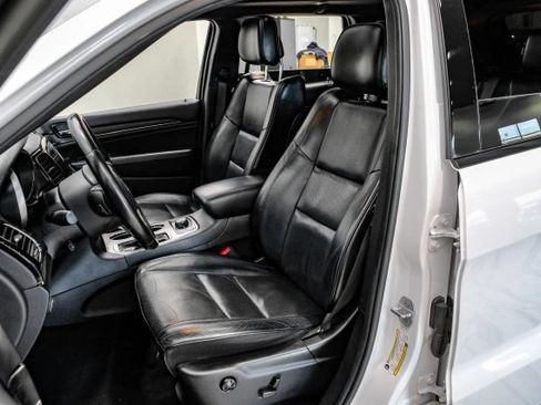 Used 2020 Jeep Grand Cherokee High Altitude AWD/4WD image 32