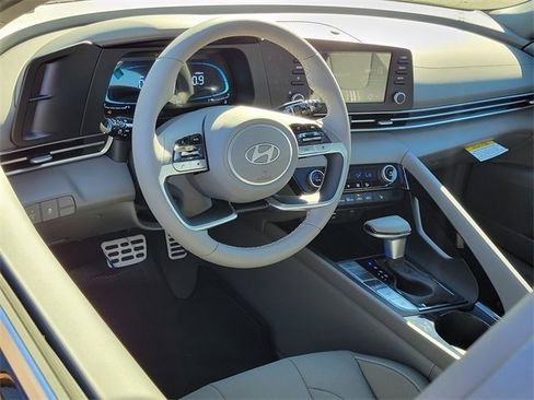 New 2026 Hyundai Elantra SEL Sport Premium image 3