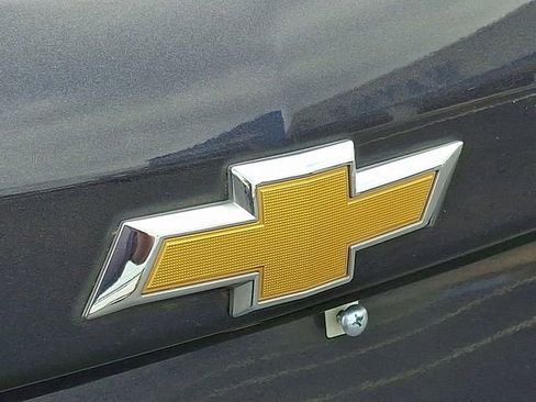 Used 2022 Chevrolet Equinox LS w/ LS Convenience Package image 29