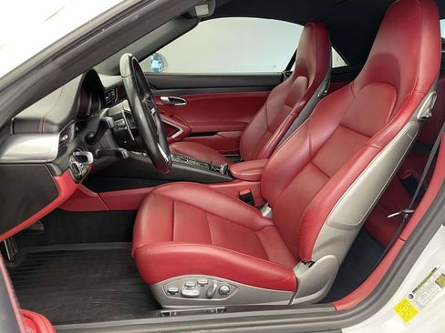 Used 2018 Porsche 911 Carrera GTS image 5