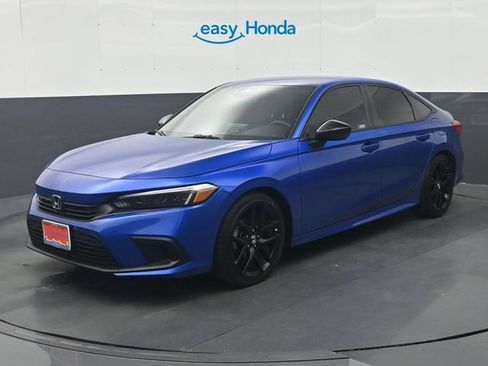 Used 2023 Honda Civic Sport image 3
