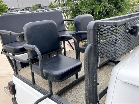 Used 2025 Jeep Gladiator Sport image 39