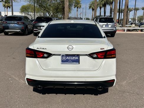 Used 2024 Nissan Altima 2.5 SR FWD image 4