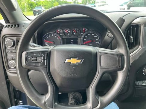 Used 2022 Chevrolet Silverado 1500 Custom AWD/4WD image 20