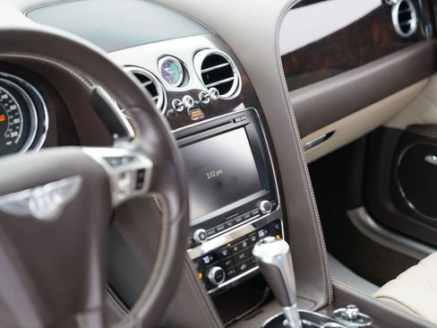 Used 2017 Bentley Flying Spur W12 AWD/4WD image 25