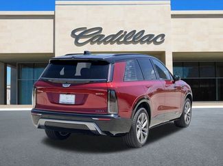 New 2026 Cadillac Vistiq Sport video 3