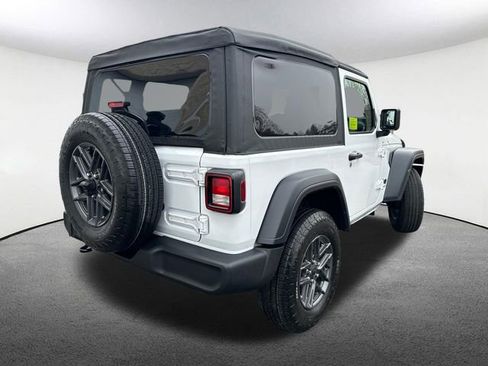 Used 2025 Jeep Wrangler Sport AWD/4WD image 14