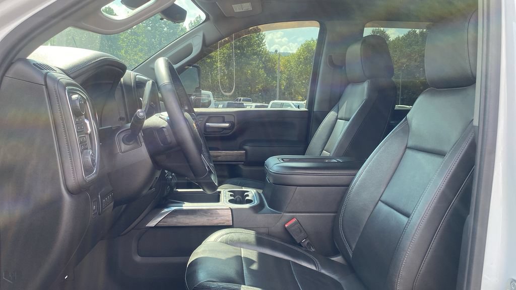Used 2020 Chevrolet Silverado 2500 LTZ w/ LTZ Premium Package AWD/4WD image 16