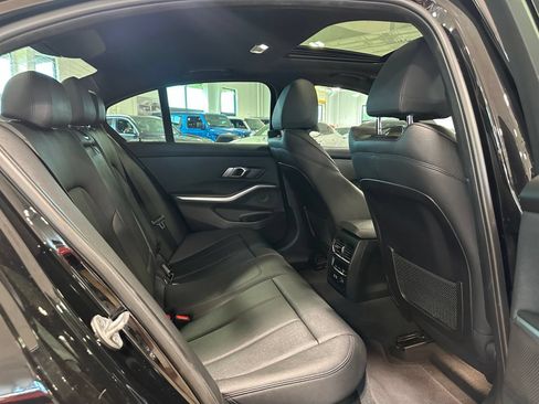 Used 2020 BMW 330i Sedan w/ Driving Assistance Package RWD image 34