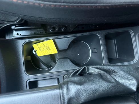 Used 2021 Ford EcoSport SE w/ SE Convenience Package image 23