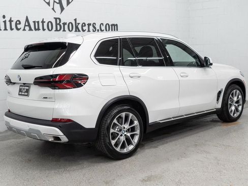 Used 2026 BMW X5 xDrive40i w/ Premium Package AWD/4WD image 58