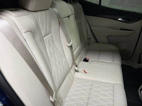 Certified 2023 Buick Envision Avenir FWD image 28