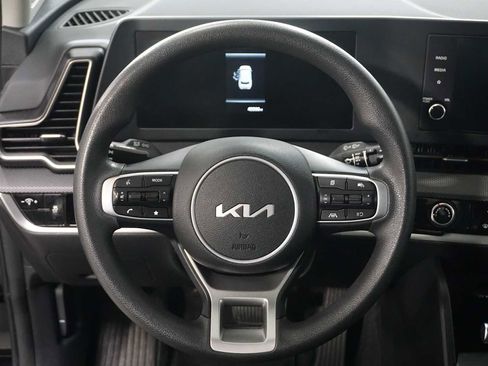 Used 2024 Kia Sportage LX image 17