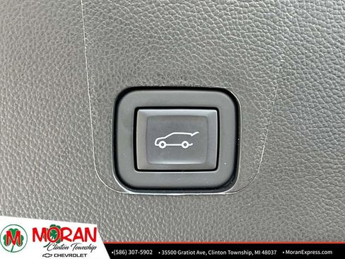Certified 2023 Chevrolet Traverse LT AWD/4WD image 12