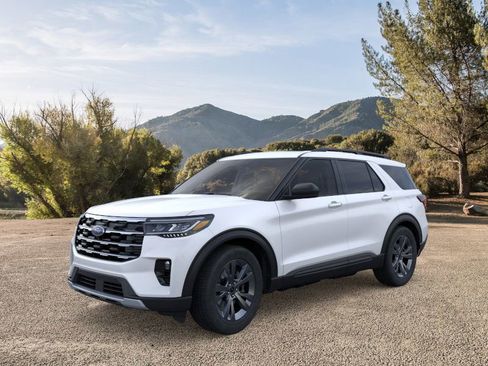 New 2026 Ford Explorer Active w/ Active Comfort Package image 1