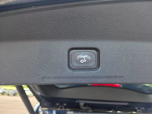 Used 2016 Ford Explorer Limited w/ Equipment Group 301A AWD/4WD image 16