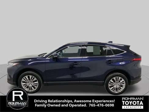 Used 2024 Toyota Venza Limited AWD/4WD image 3
