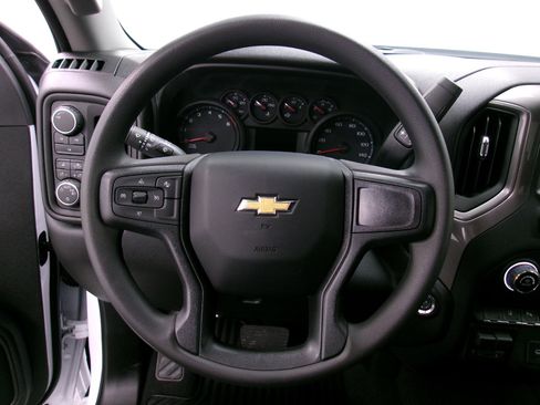 New 2026 Chevrolet Silverado 2500 Custom w/ Custom Value Package AWD/4WD image 6