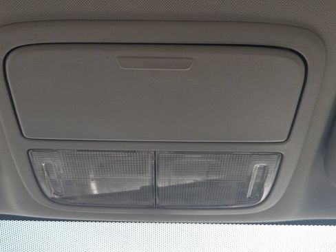 Used 2010 Honda CR-V LX image 23