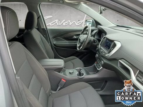 Used 2023 GMC Terrain SLE FWD image 24