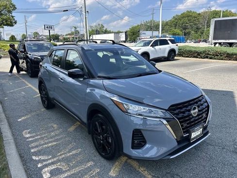 Certified 2024 Nissan Kicks SR w/ Interior Electronics Package FWD image 2